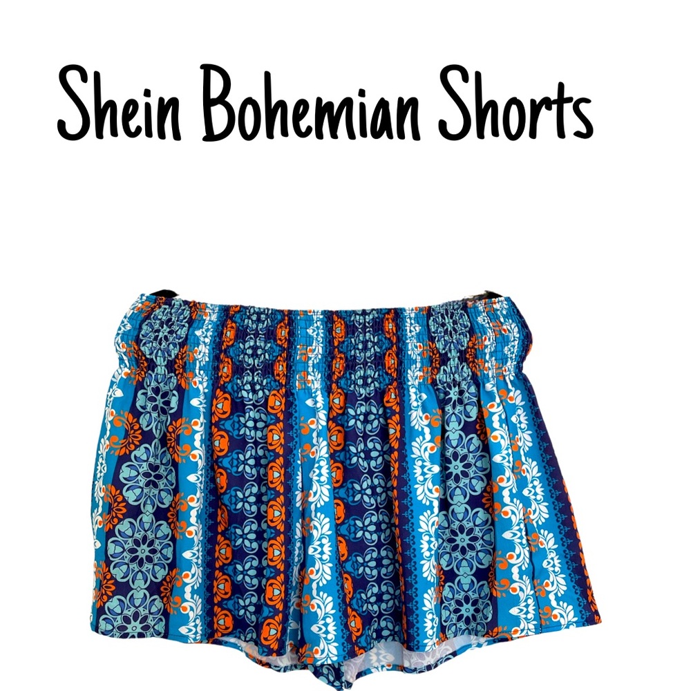 Shein Bohemian Airy Short Sz Medium are in Excellent Condition
